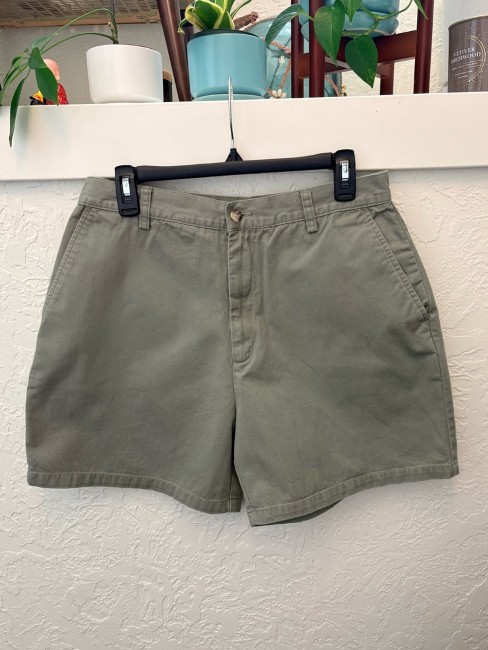 Vintage 90’s Eddie Bauer chino shorts, size 14P